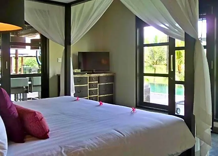 Peaceful 4 Bedroom Rice Field View 别墅 Kelusa