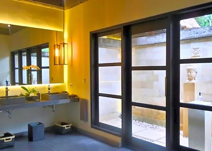 Peaceful 4 Bedroom Rice Field View * Kelusa